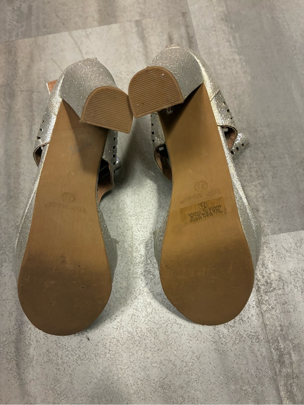 TOP Moda Silver Glitter Cutout Platform Sandals - Picture 8 of 8